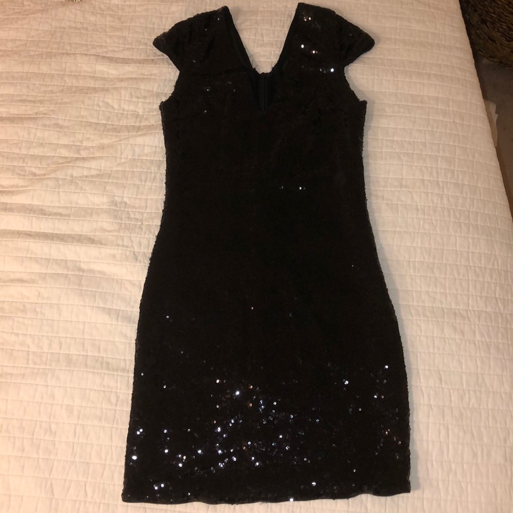 Black sparkled dress
